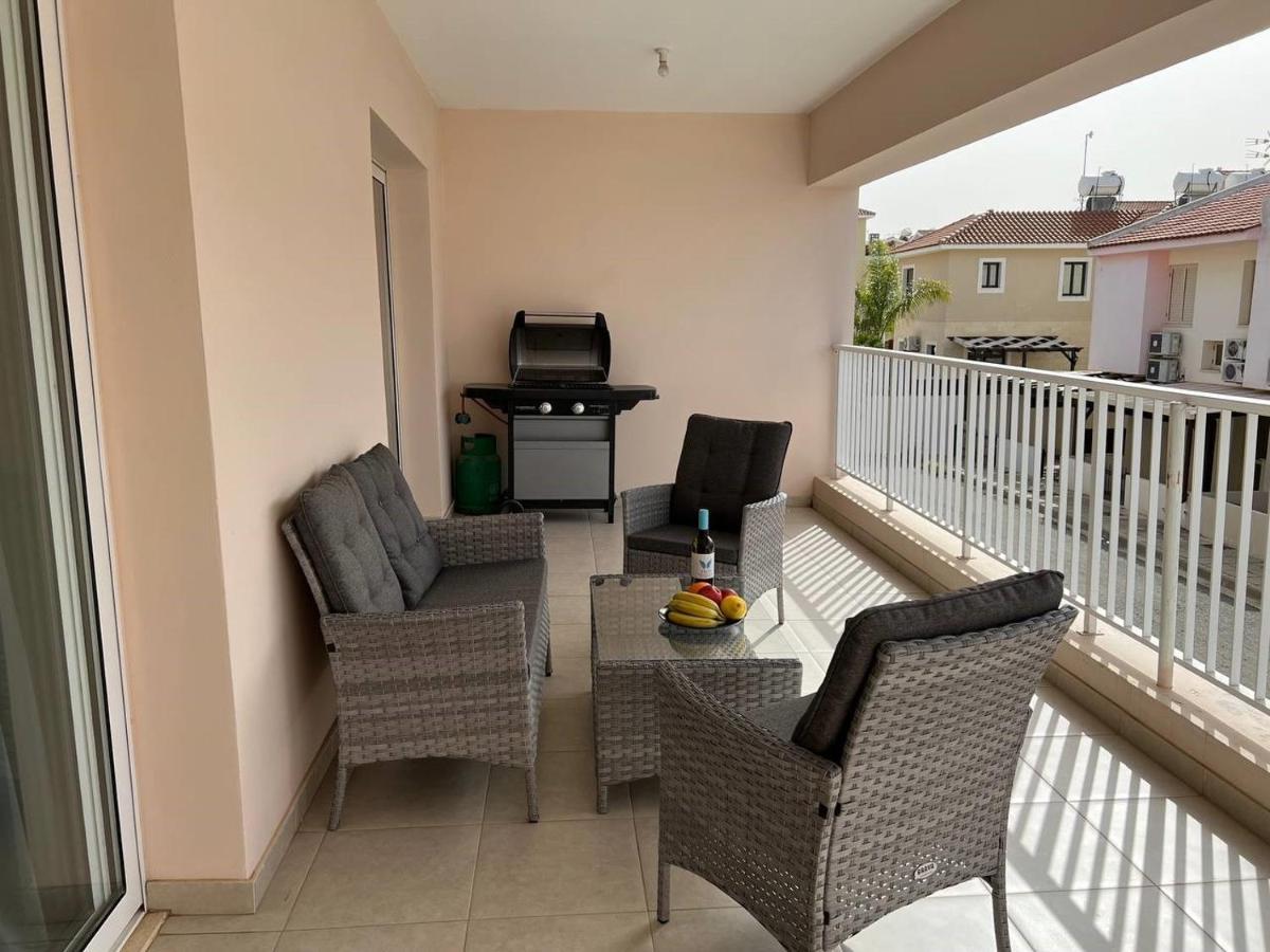 Greek Harmony Apartment Paralimni Buitenkant foto