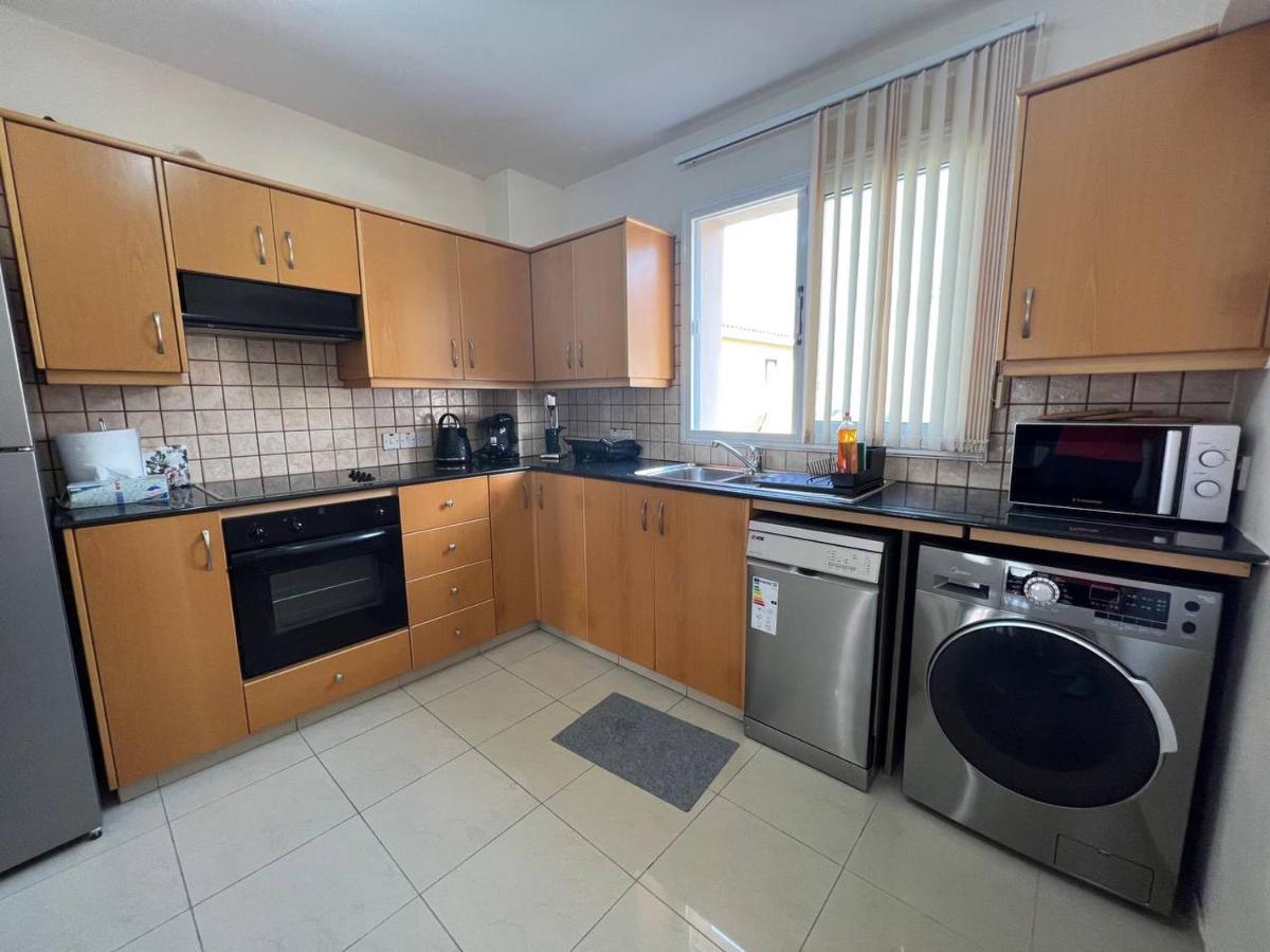 Greek Harmony Apartment Paralimni Buitenkant foto
