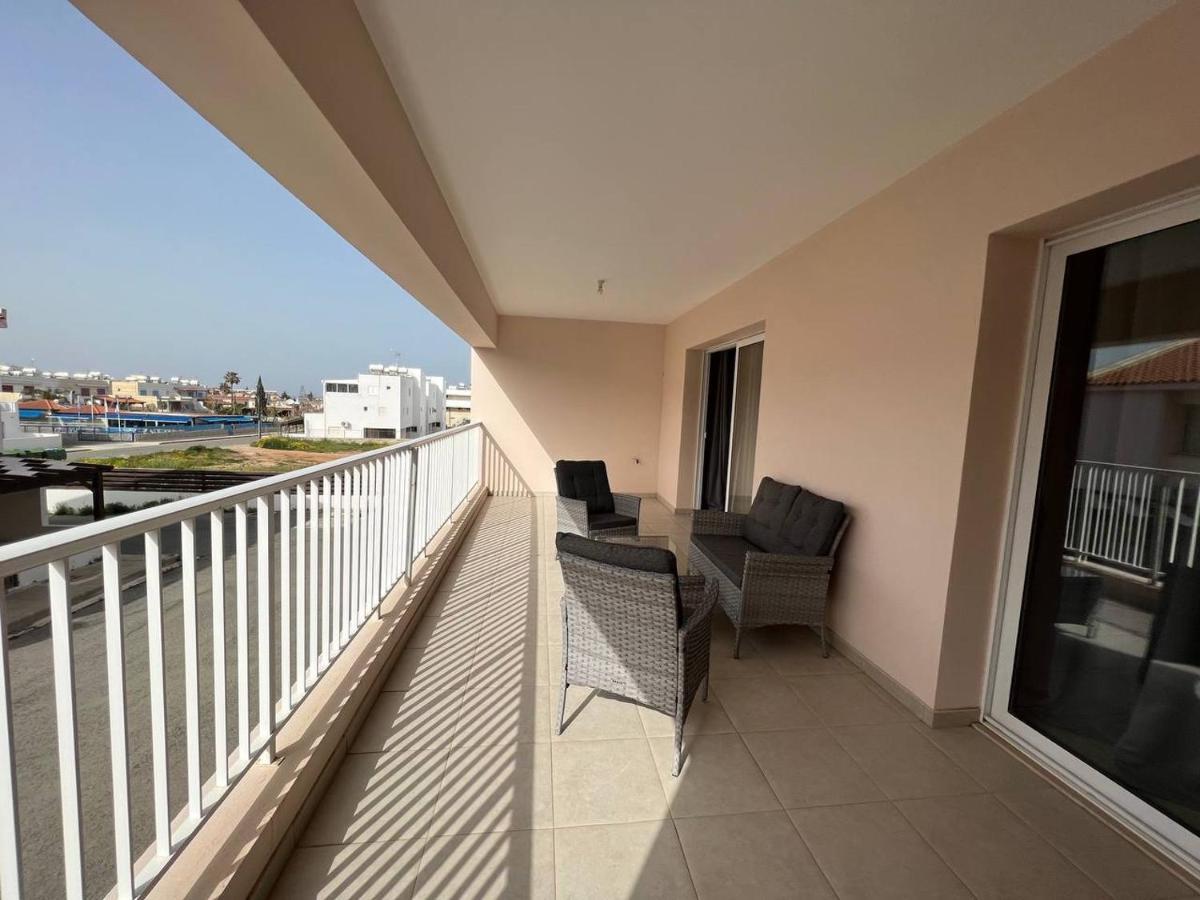 Greek Harmony Apartment Paralimni Buitenkant foto